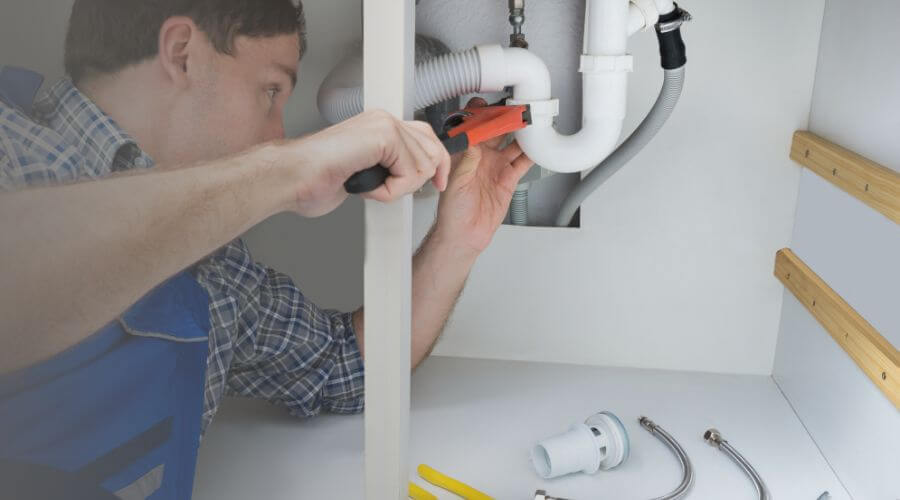 Professional sink repair in Canoga Park, CA